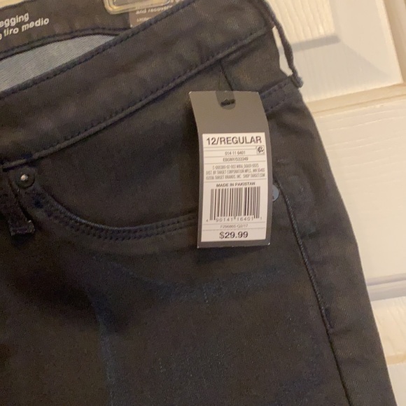 Jeans - Picture 5 of 5